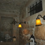 Eine Entdeckung: kleines Kreuzgewölbe unter der Loggiatreppe